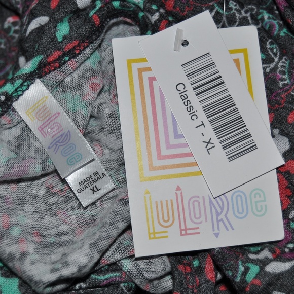 New LULAROE Gray Print Classic Tee T-Shirt NWT A5 - Picture 6 of 8